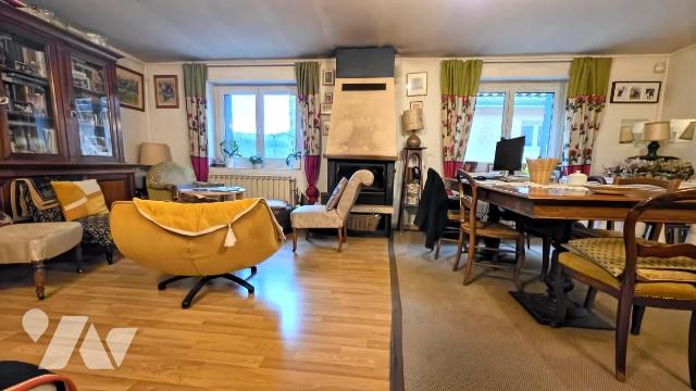 Maison 6 pièces 211 m² · à Francheville · 211 m² · 430 000 €