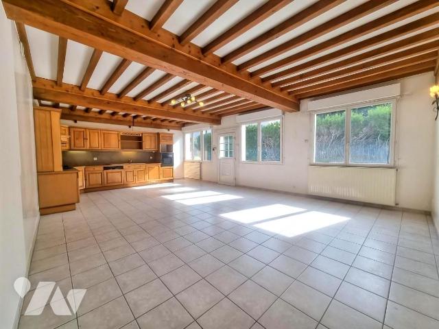 Maison 4 pièces 132 m² · à Villars-les-Dombes · 131,7 m² · 210 000 €