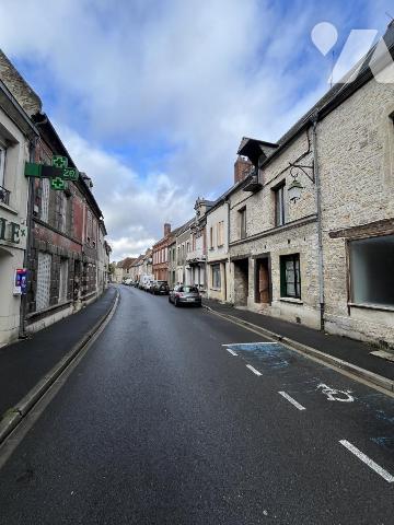 Immeuble 140 m² · à Liesse-Notre-Dame · 140 m² · 144 000 €