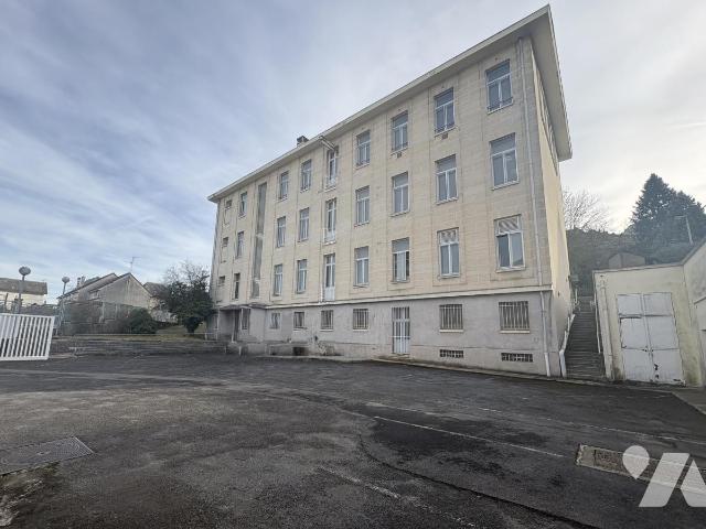 Immeuble 1900 m² · à Laon · 1 900 m² · 480 000 €
