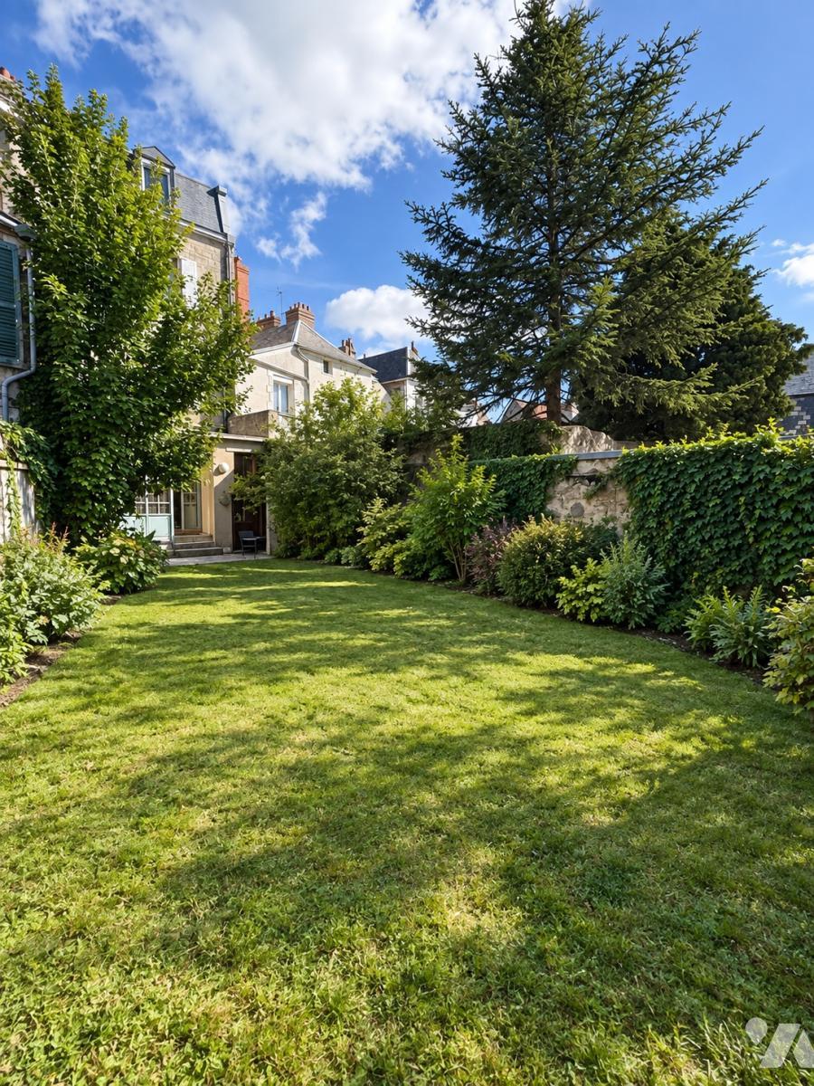 Maison 9 pièces 233 m² · à Laon · 233 m² · 275 000 €
