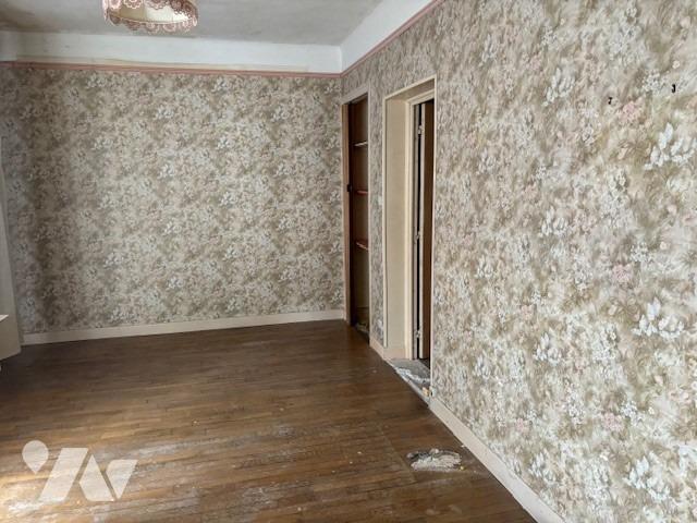 VENTE maison-LAON (02)