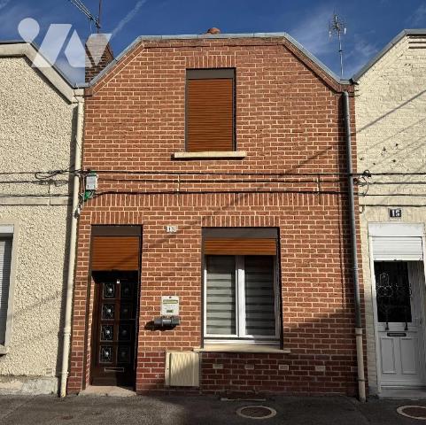 Maison 3 pièces 74 m² · à Saint-Quentin · 73,9 m² · 95 000 €