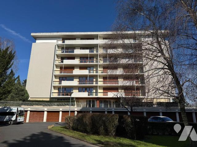 Appartement 6 pièces 150 m² · à Saint-Quentin · 150 m² · 162 000 €