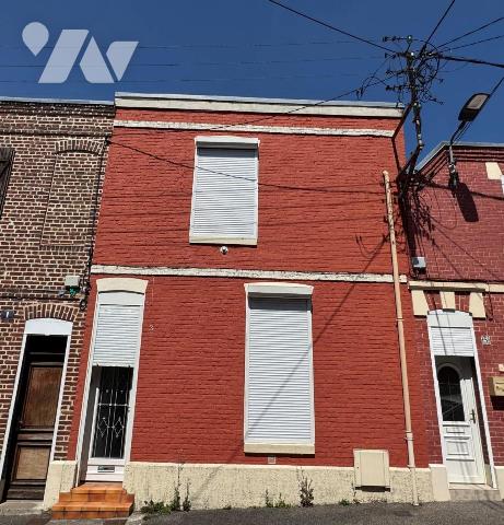Maison 3 pièces 90 m² · à Saint-Quentin · 90,4 m² · 85 000 €