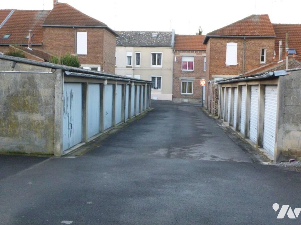 Parking Saint-Quentin · 55 €/mois