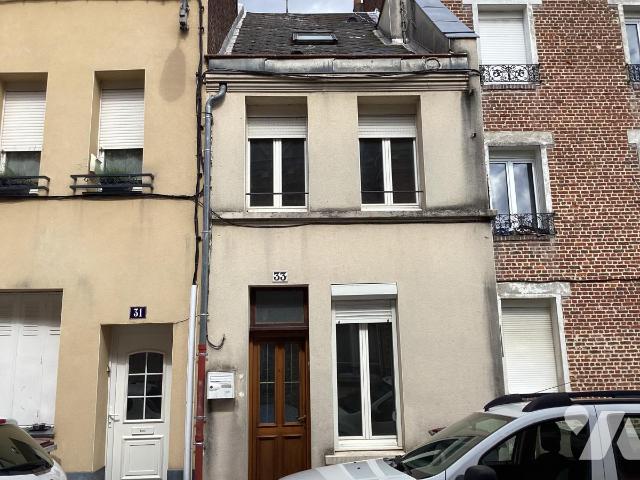 Maison 83 m² · à Saint-Quentin · 83 m² · 49 000 €