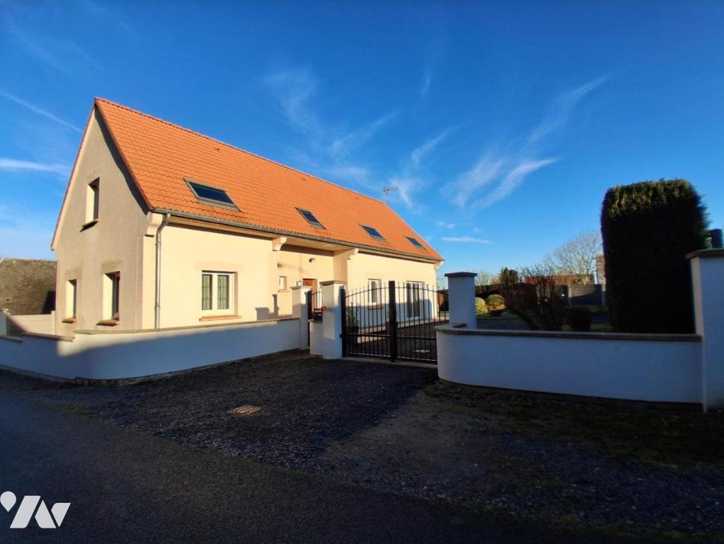 Maison 7 pièces 165 m² · à Fieulaine · 165 m² · 238 000 €