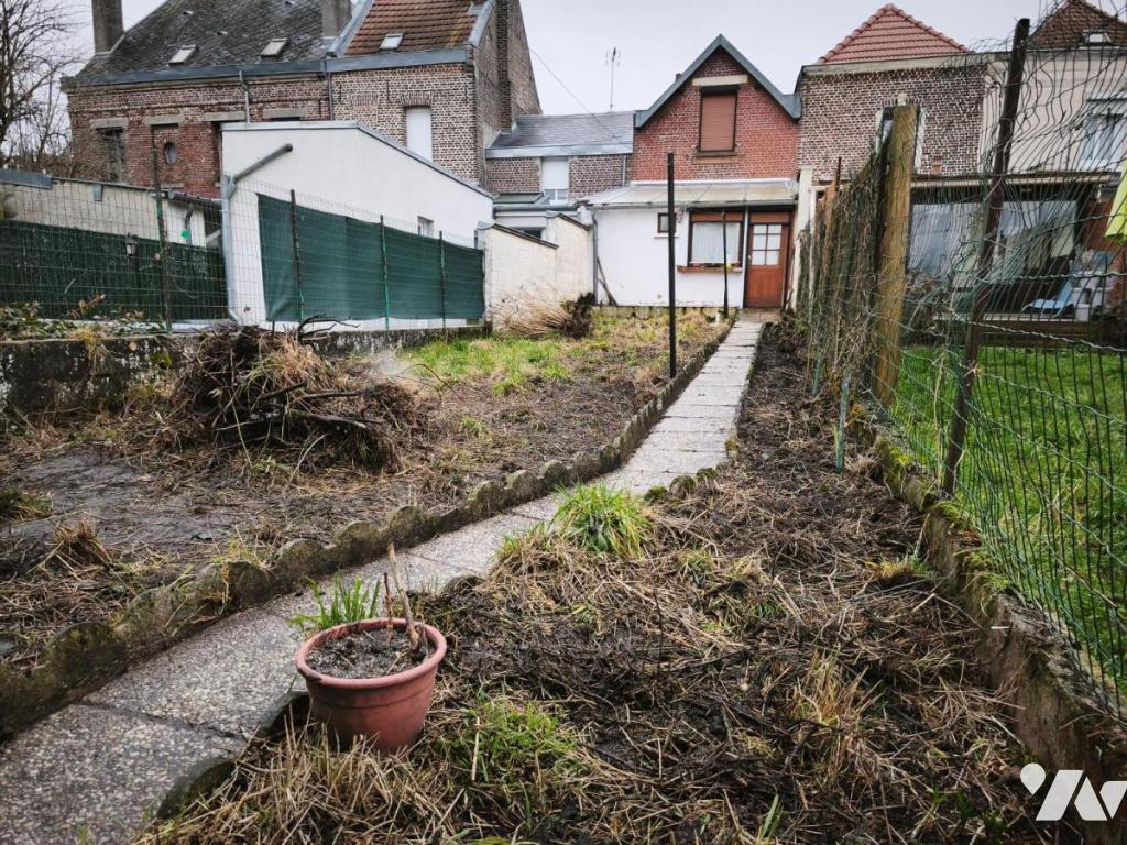 Maison 4 pièces 76 m² · à Saint-Quentin · 75,9 m² · 53 600 €