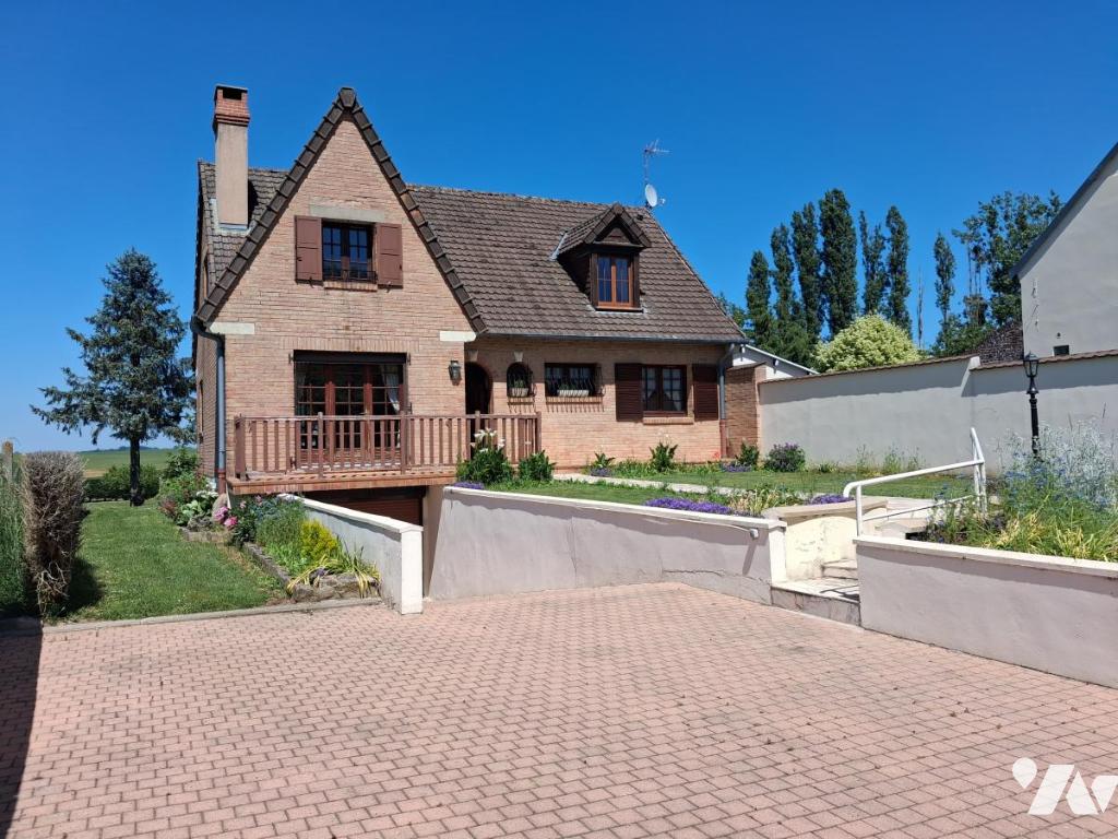 Maison 6 pièces 129 m² · à Fieulaine · 129 m² · 220 000 €