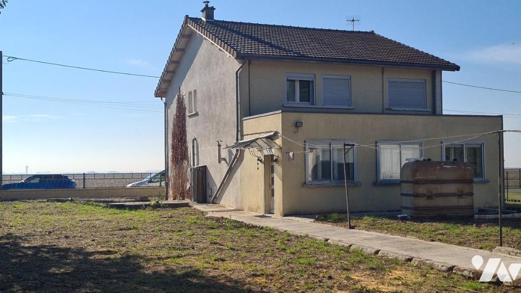 Maison 6 pièces 95 m² · à Roupy · 95 m² · 100 000 €