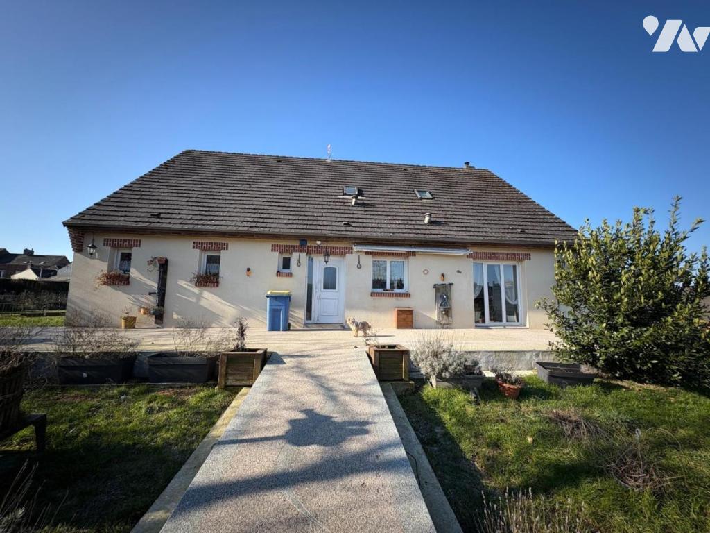Maison 9 pièces 212 m² · à Hirson · 212 m² · 210 000 €