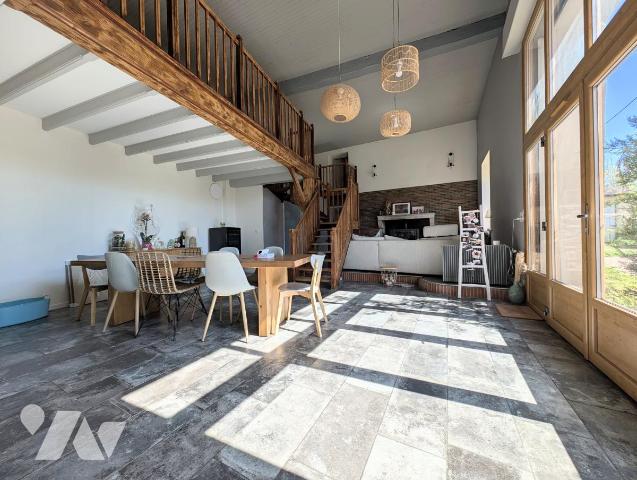MAI 234m²