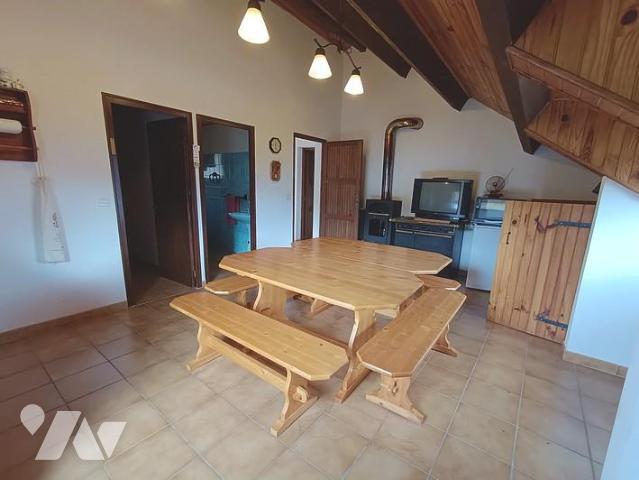 Appartement 4 pièces 65 m² · à Montclar · 64,6 m² · 80 000 €