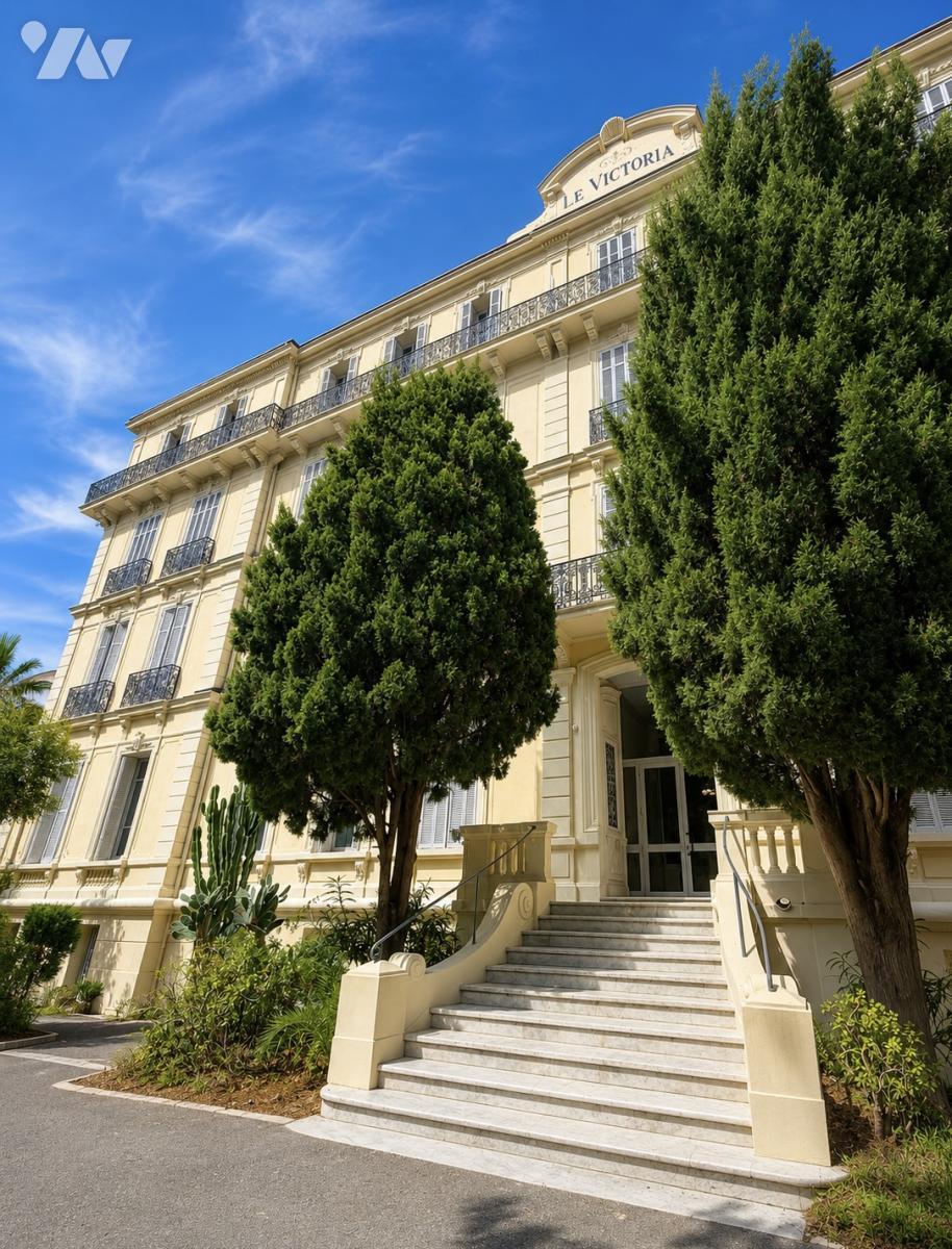 Appartement 8 pièces 201 m² · à Menton · 201 m² · 820 000 €