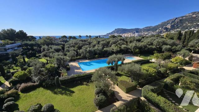 Appartement 5 pièces 177 m² · à Roquebrune-Cap-Martin · 177,4 m² · 2 790 000 €