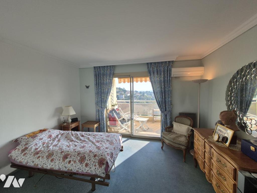 VENTE appartement-GRASSE (06)