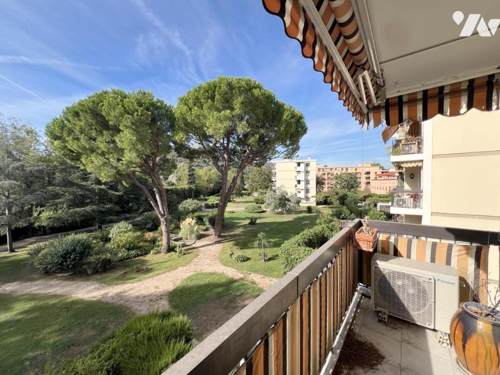 Appartement 3 pièces 76 m² · à Villeneuve-Loubet · 75,7 m² · 300 000 €
