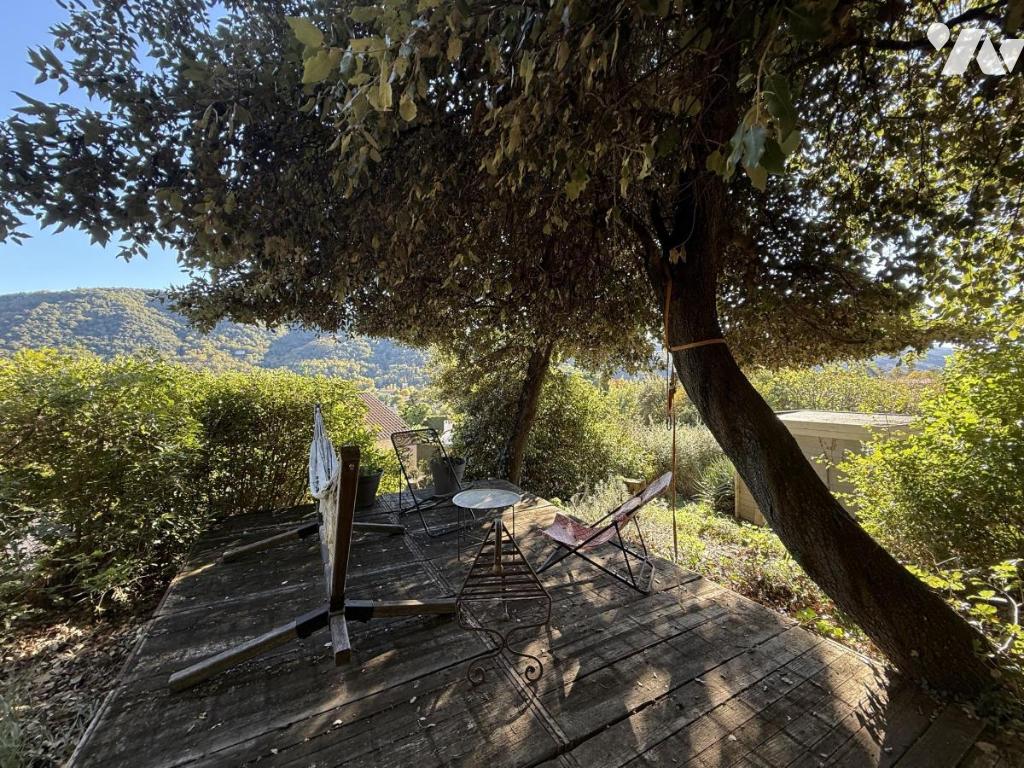 VENTE maison-ST LAURENT DU PAPE (07)