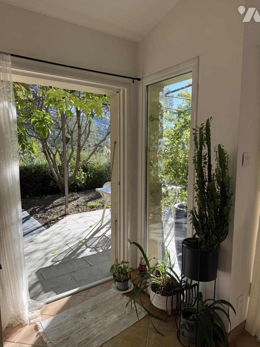 VENTE maison-ST LAURENT DU PAPE (07)