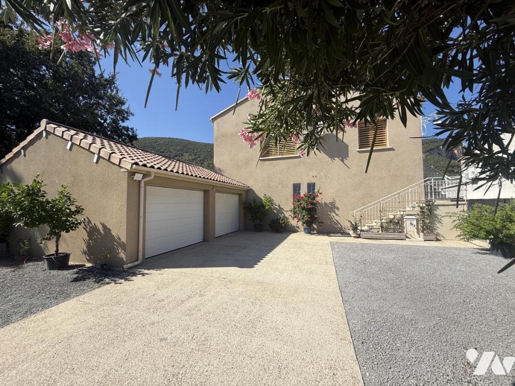 Maison 11 pièces 259 m² · à Cruas · 259 m² · 429 000 €