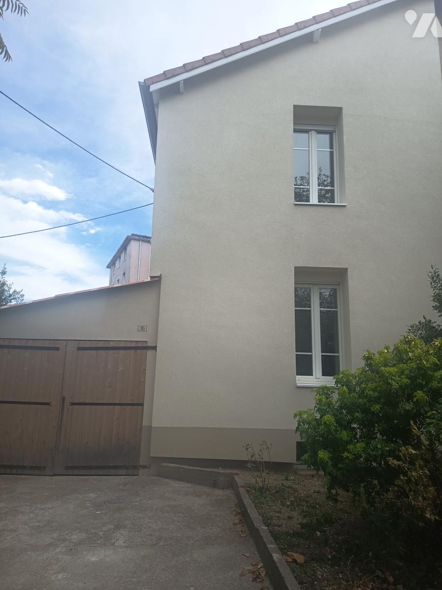 Maison 3 pièces 74 m² · à La Voulte-sur-Rhône · 73,9 m² · 700 €/mois
