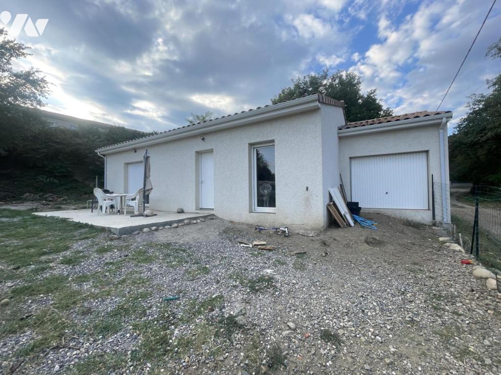 Maison 4 pièces 90 m² · à Beauchastel · 90 m² · 240 000 €
