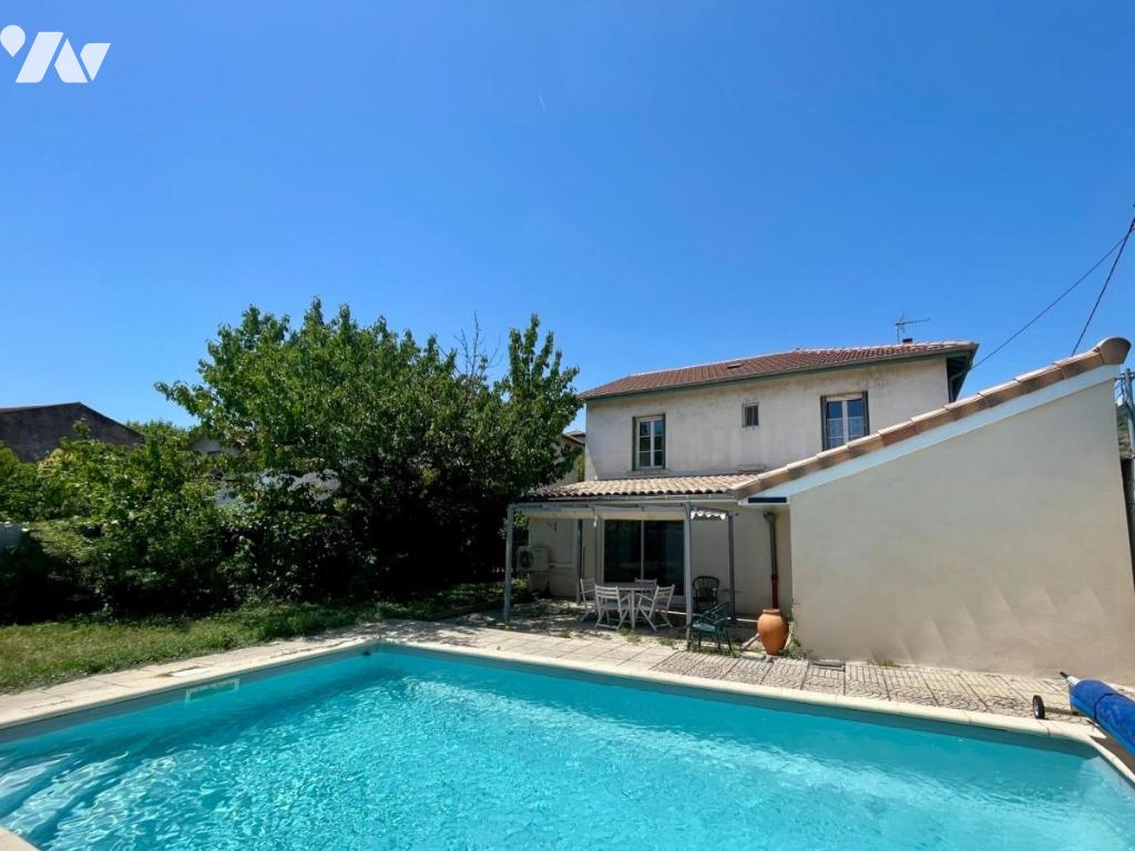Maison 6 pièces 173 m² · à Tournon-sur-Rhône · 173 m² · 314 000 €