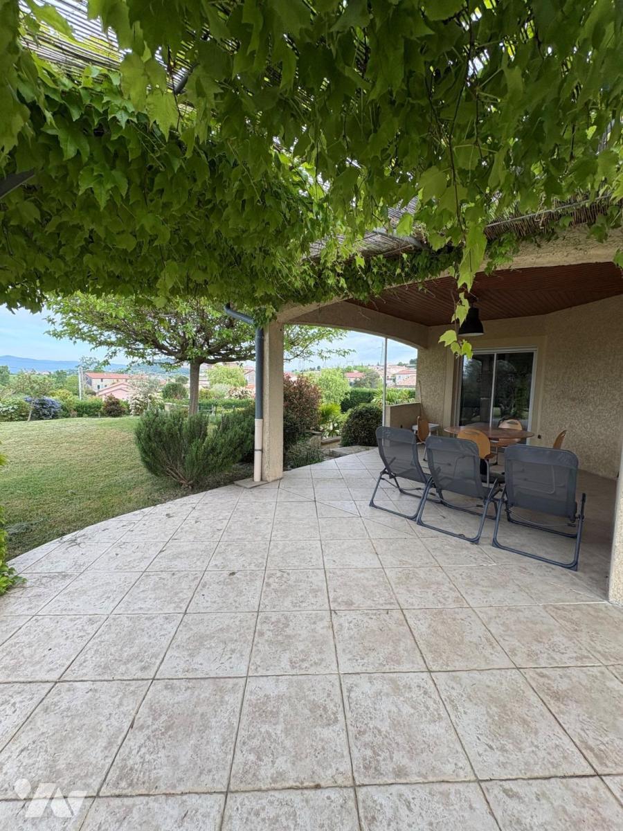 Maison 4 pièces 117 m² · à Eclassan · 117 m² · 1 200 €/mois