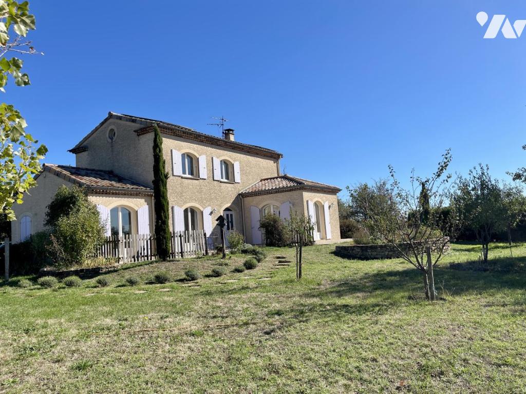 Maison 5 pièces 154 m² · à Étables · 154 m² · 349 000 €