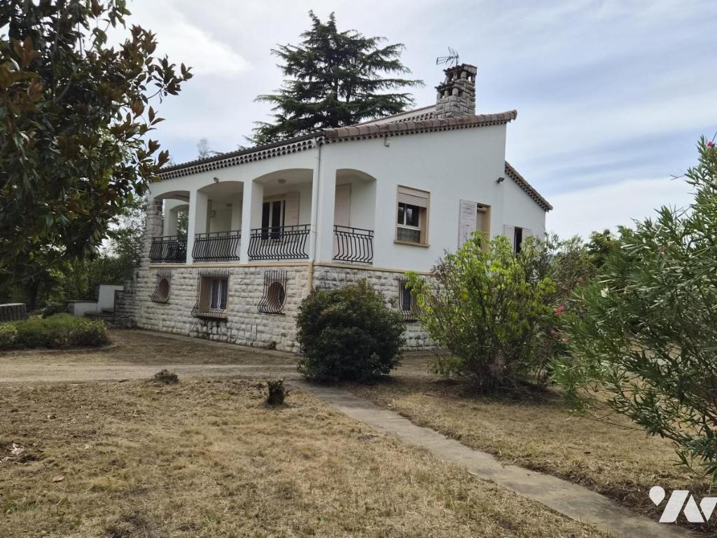Maison 7 pièces 170 m² · à Châteauneuf-sur-Isère · 170 m² · 330 000 €