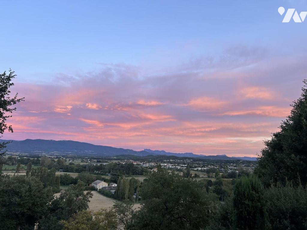 Maison 320 m² · à Beaumont-lès-Valence · 320 m² · 895 500 €