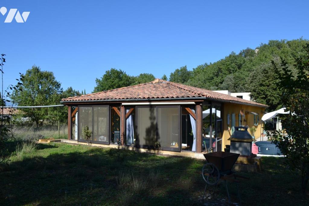 Maison 5 pièces 135 m² · à Salavas · 135 m² · 299 000 €