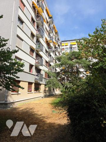 Appartement 3 pièces 64 m² · à Paris 12e Arrondissement · 63,8 m² · 490 000 €