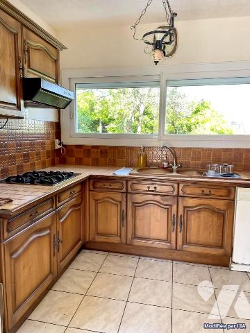 Maison 5 pièces 90 m² · à Port-Saint-Louis-du-Rhône · 90 m² · 240 000 €