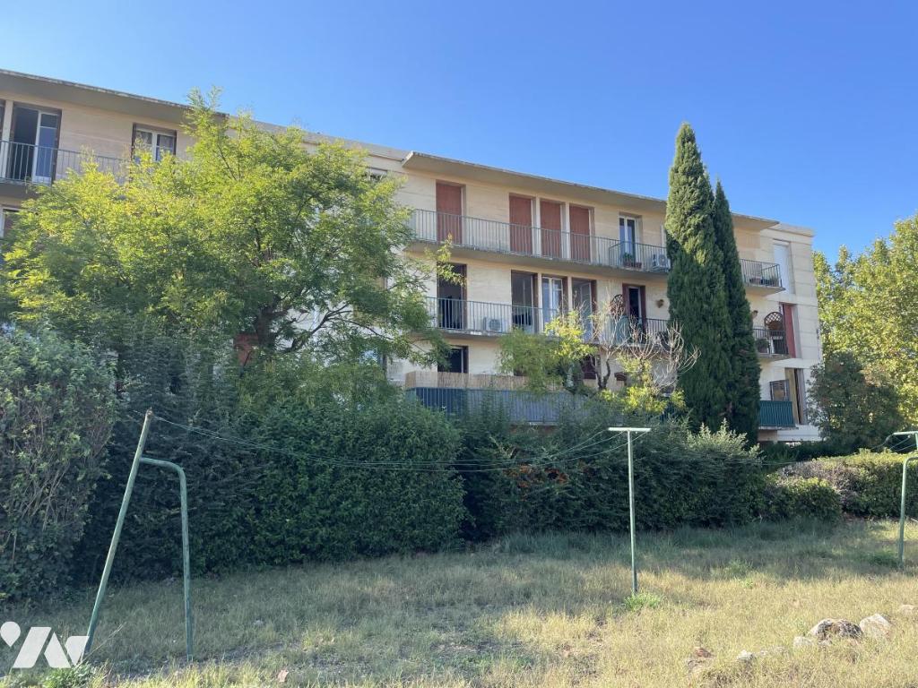 Appartement 3 pièces 75 m² · à Saint-Andiol · 75 m² · 110 000 €