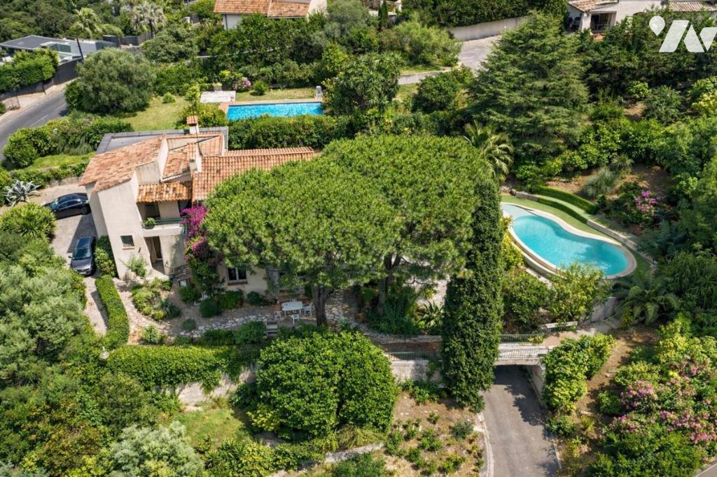 Maison 8 pièces 202 m² · à Vallauris · 202 m² · 999 580 €