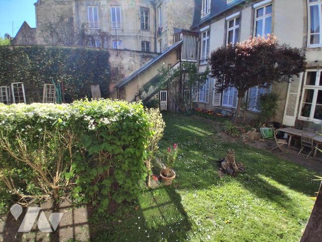 Maison 430 m² · à Caen · 430 m² · 1 300 000 €