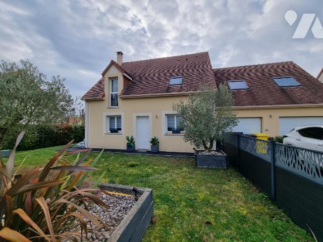 Maison 120 m² · à Saint-Martin-de-May · 120 m² · 379 000 €