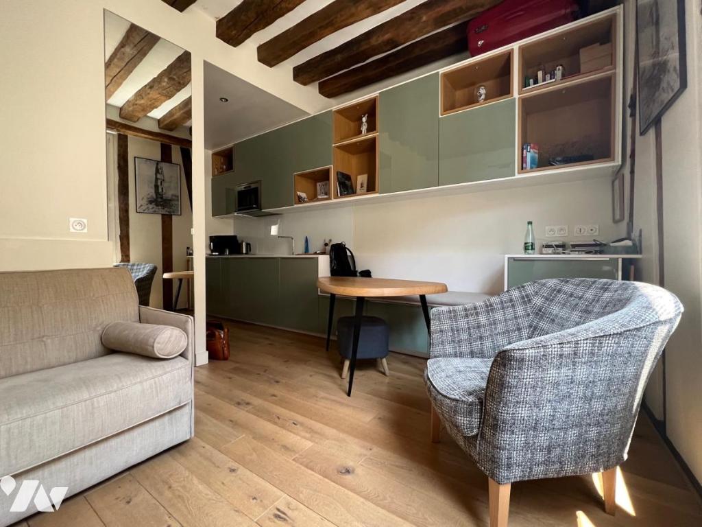 Appartement 1 pièce 19 m² · à Paris 4e Arrondissement · 19 m² · 320 000 €