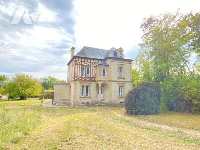 Maison 8 pièces 165 m² · à Douvres-la-Délivrande · 165 m² · 770 000 €