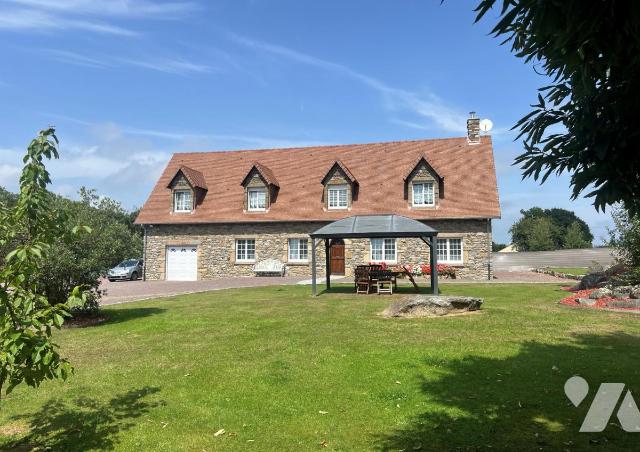 Maison 198m² — Monthuchon