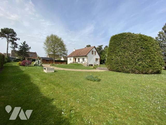Maison 6 pièces 135 m² · à Douvres-la-Délivrande · 135 m² · 700 000 €