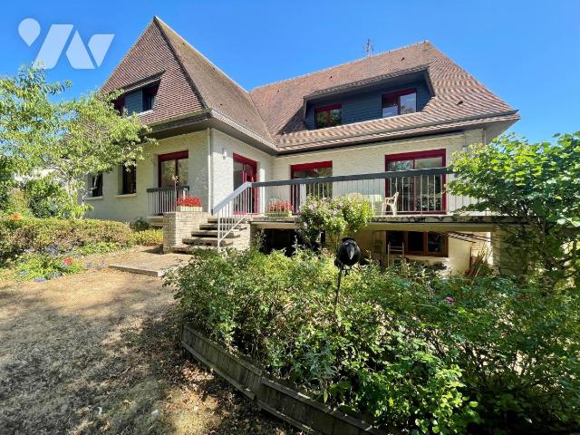 Maison 12 pièces 268 m² · à Évrecy · 268 m² · 496 000 €