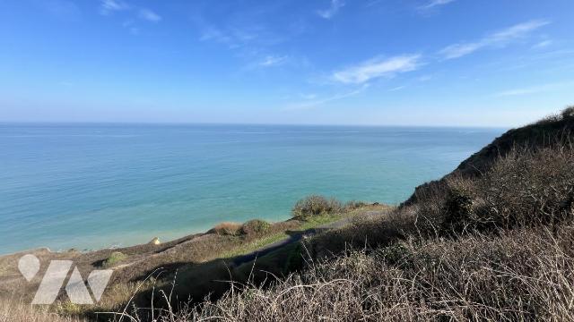 Terrain 380 m² · à Longues-sur-Mer · 380 m² · 51 357 €