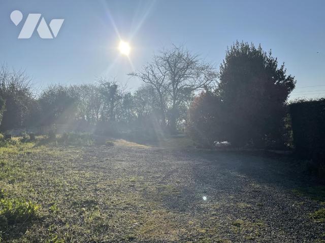 Terrain 641 m² · à Ver-sur-Mer · 641 m² · 100 000 €
