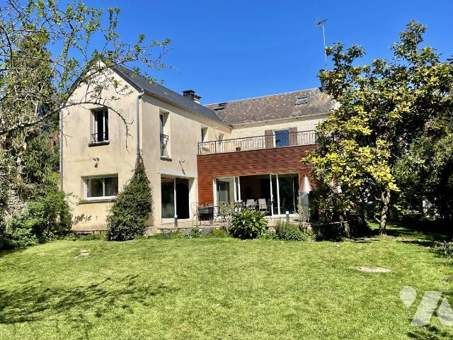 Maison 10 pièces 365 m² · à Bayeux · 365 m² · 650 000 €