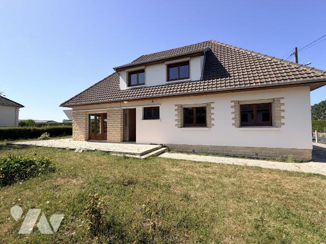 Maison 5 pièces 129 m² · à Bayeux · 128,8 m² · 245 000 €