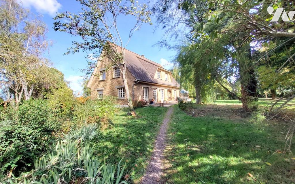 Maison 7 pièces 217 m² · à Fontaine-Étoupefour · 217 m² · 440 000 €
