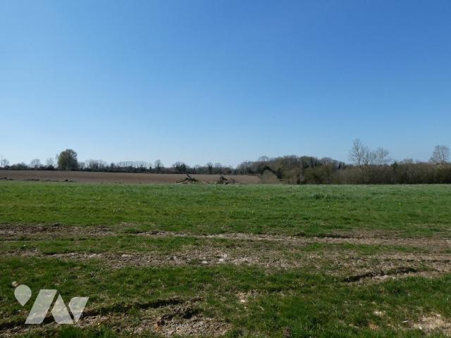Terrain 1916 m² · à Manerbe · 1 916 m² · 86 168 €